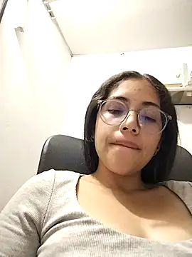 cristal adams11 online show from July 22, 2026, 4:03 am