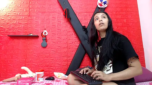 Snapshot of juliette18rose chatting on February 16, 2026, 8:07 pm juliette18rose online show from February 16, 2026, 8:07 pm