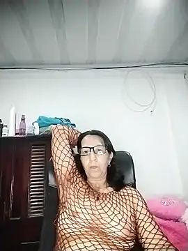 RosseLaure online show from February 14, 2026, 9:37 pm