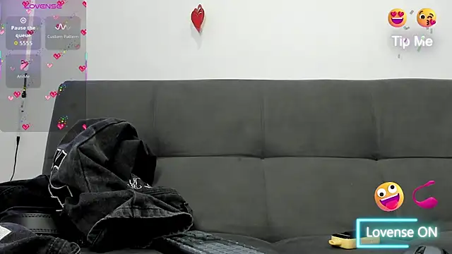 Maxxx bigcockx online show from February 25, 2026, 4:23 am