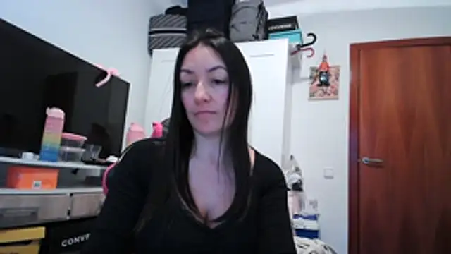 Snapshot of Yulian_Milf chatting on February 9, 2026, 5:11 pm Yulian Milf online show from February 9, 2026, 5:11 pm