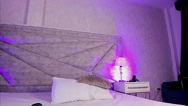 Snapshot of RousSweet- chatting on March 14, 2026, 8:59 pm RousSweet- online show from March 14, 2026, 8:59 pm