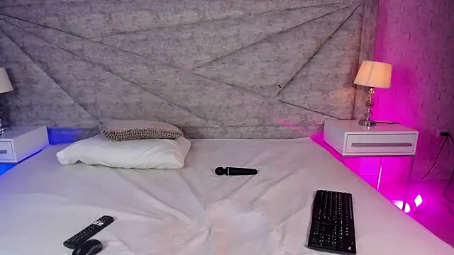 Snapshot of RousSweet- chatting on March 19, 2026, 9:48 pm RousSweet- online show from March 19, 2026, 9:48 pm