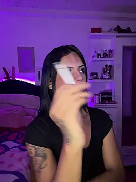 andyy x online show from July 4, 2026, 11:53 pm