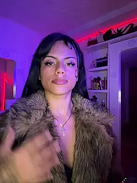 andyy x online show from June 12, 2026, 4:43 am