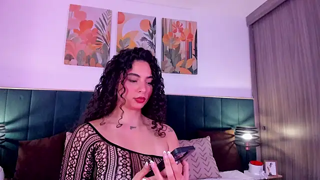 IrinaBlanc online show from May 15, 2026, 1:14 am