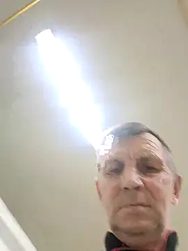 Snapshot of andrei73200 chatting on February 2, 2026, 2:27 pm andrei73200 online show from February 2, 2026, 2:27 pm