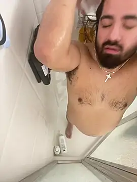 latinflarovs online show from February 7, 2026, 8:44 am