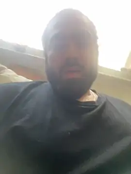 latinflarovs online show from February 26, 2026, 10:32 pm