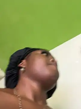 Snapshot of Dominicvincell chatting on February 28, 2026, 6:29 pm Dominicvincell online show from February 28, 2026, 6:29 pm