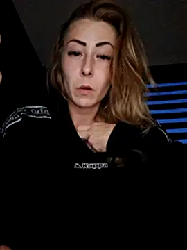 dewimp1 online show from April 22, 2026, 7:20 pm