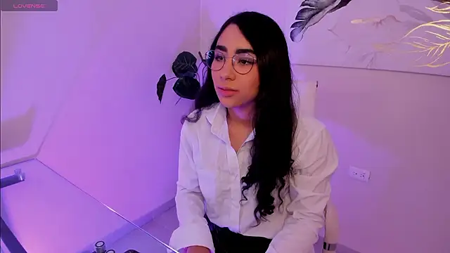 scarlett25   online show from February 7, 2026, 12:35 pm