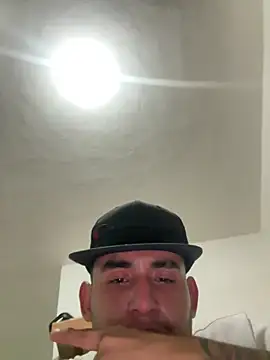 MRdxxx444 online show from April 27, 2026, 3:04 am