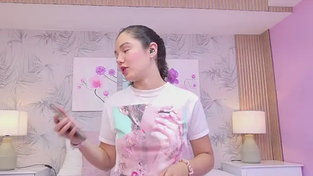 RoxanaAngel online show from February 23, 2026, 5:02 pm