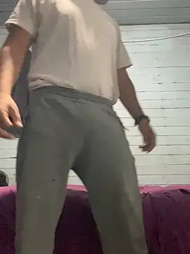 Axelnoir11 online show from January 18, 2026, 2:26 am