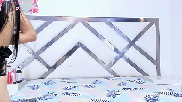 Snapshot of tifanibrown chatting on February 20, 2026, 1:13 pm tifanibrown online show from February 20, 2026, 1:13 pm