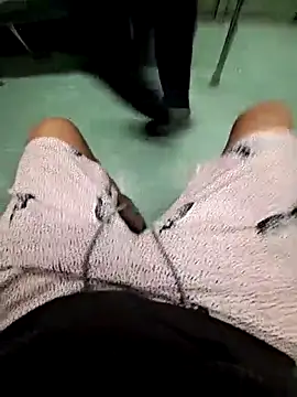 Snapshot of Charlyx-20 chatting on February 3, 2026, 2:53 am Charlyx-20 online show from February 3, 2026, 2:53 am