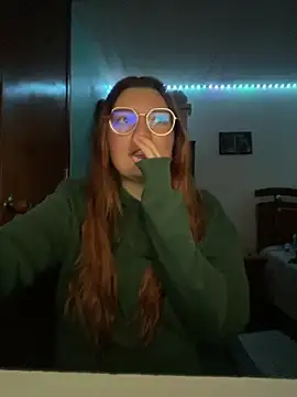 Snapshot of Vixroy7 chatting on February 15, 2026, 12:22 am Vixroy7 online show from February 15, 2026, 12:22 am