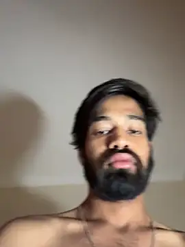 priyansh92924 online show from June 3, 2026, 6:36 am