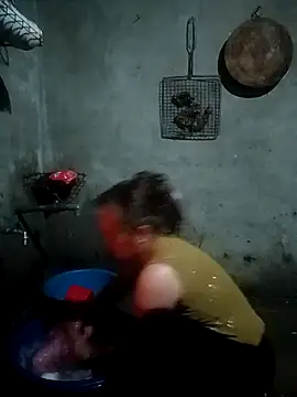 cutebobi online show from February 19, 2026, 12:02 pm