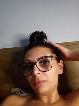 Snapshot of HiddendesireXO01 chatting on February 12, 2026, 10:20 pm HiddendesireXO01 online show from February 12, 2026, 10:20 pm