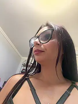 HiddendesireXO01 online show from July 1, 2026, 7:14 pm