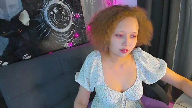 Senya Sol online show from June 4, 2026, 10:14 pm