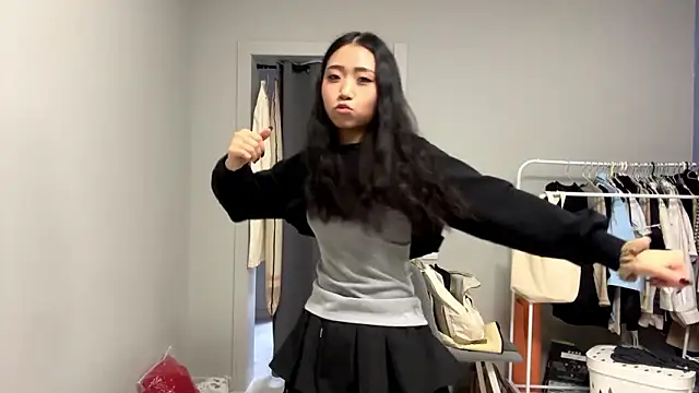 SweetMiaXO online show from March 7, 2026, 10:21 am