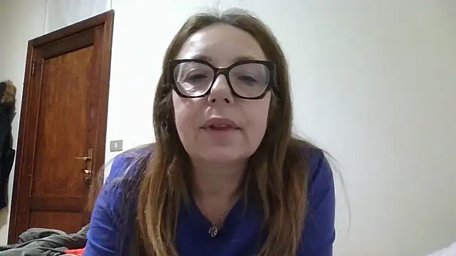 Miasexmilf online show from February 20, 2026, 2:19 pm