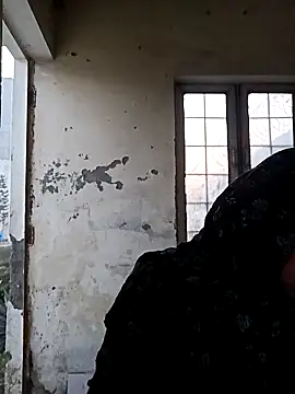 Snapshot of Cute-karisma1234 chatting on February 7, 2026, 1:46 am Cute-karisma1234 online show from February 7, 2026, 1:46 am