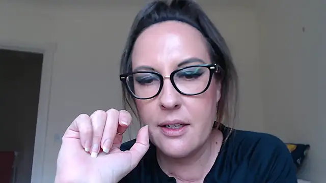PsychicDominatrix online show from June 22, 2026, 12:57 pm
