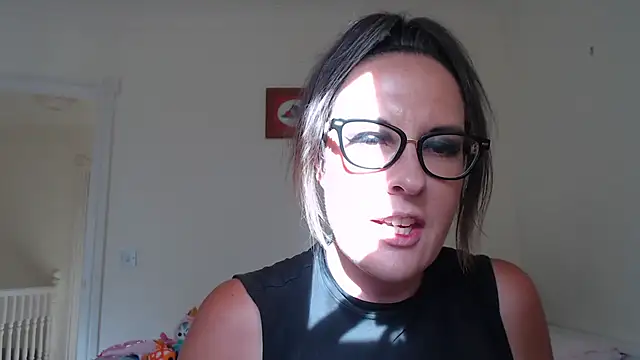 PsychicDominatrix online show from August 8, 2026, 5:09 pm