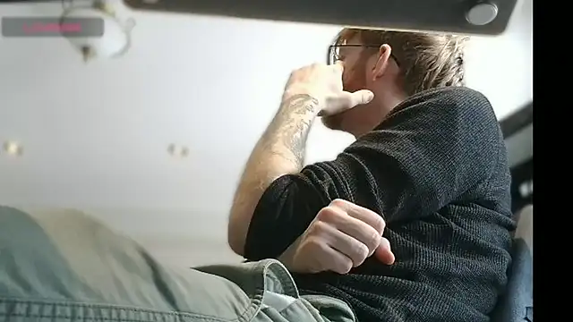 Snapshot of Gingerxl8 chatting on February 6, 2026, 5:53 pm Gingerxl8 online show from February 6, 2026, 5:53 pm