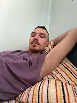 TheMaskShow online show from April 25, 2026, 7:11 am