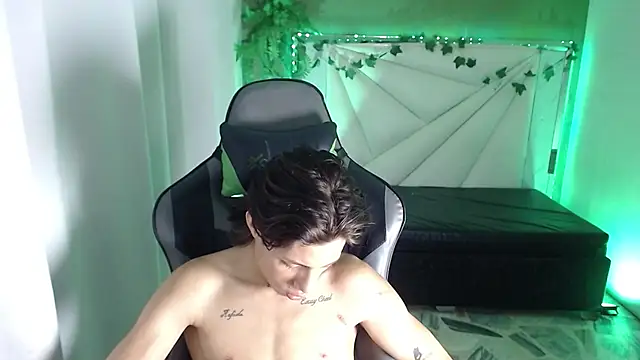 Snapshot of Didi_hard chatting on March 27, 2026, 4:10 am Didi hard online show from March 27, 2026, 4:10 am