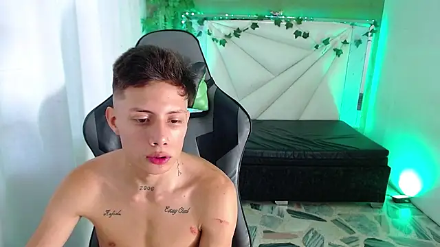 Snapshot of Didi_hard chatting on March 28, 2026, 7:48 pm Didi hard online show from March 28, 2026, 7:48 pm