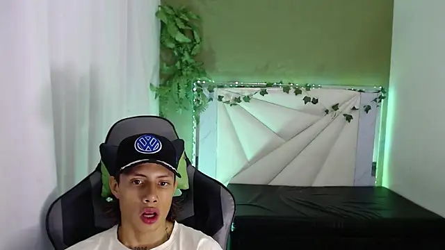 Snapshot of Didi_hard chatting on March 26, 2026, 4:00 am Didi hard online show from March 26, 2026, 4:00 am