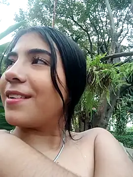 Snapshot of Ailen-cute chatting on February 6, 2026, 9:44 pm Ailen-cute online show from February 6, 2026, 9:44 pm