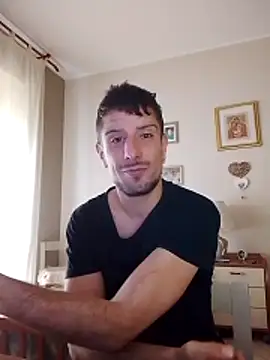 Mcsimotoro online show from May 6, 2026, 5:17 pm