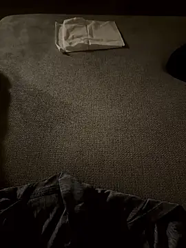 emirk0013 online show from January 19, 2026, 2:04 am