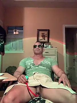 Snapshot of daddydonkey84 chatting on February 23, 2026, 4:03 am daddydonkey84 online show from February 23, 2026, 4:03 am