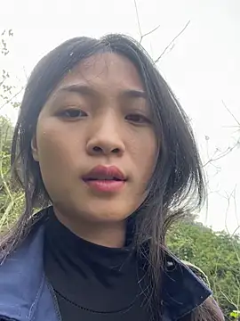 Snapshot of Lyn-be99 chatting on February 11, 2026, 6:35 am Lyn-be99 online show from February 11, 2026, 6:35 am