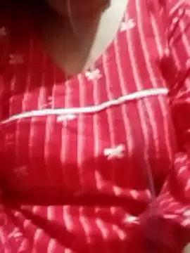 maya queen2580 online show from February 24, 2026, 6:09 pm