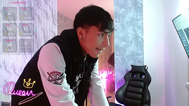 Snapshot of osamu_tay chatting on February 5, 2026, 11:28 am osamu tay online show from February 5, 2026, 11:28 am