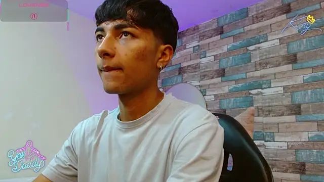 Snapshot of osamu_tay chatting on March 1, 2026, 12:16 pm osamu tay online show from March 1, 2026, 12:16 pm