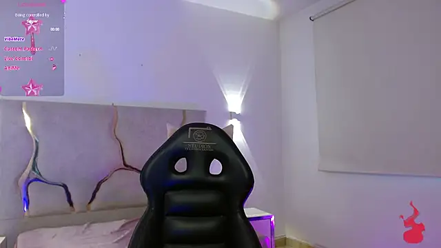 TINY TAY online show from March 12, 2026, 11:47 am