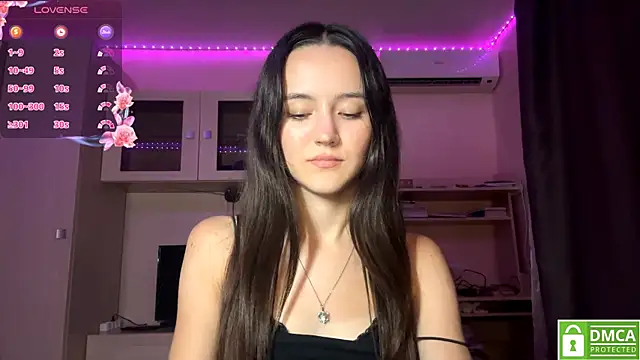 Kiaicatie online show from July 22, 2026, 3:03 pm