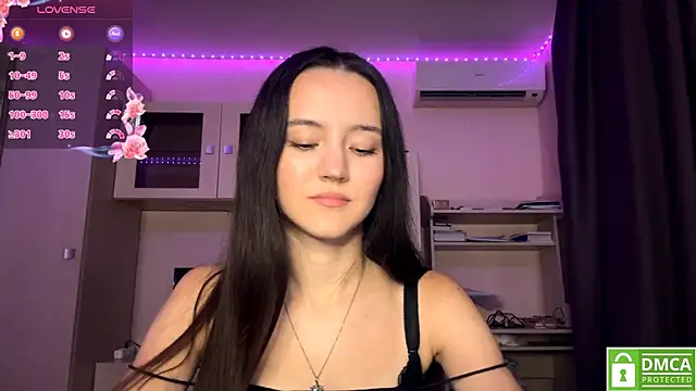 Kiaicatie online show from July 25, 2026, 2:23 pm