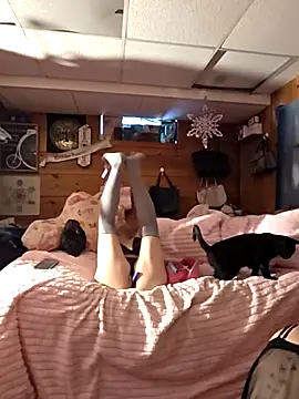 Snapshot of BeautifulFire23 chatting on February 2, 2026, 6:07 pm BeautifulFire23 online show from February 2, 2026, 6:07 pm