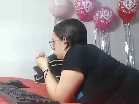 Snapshot of SalomeMorganX chatting on March 17, 2026, 11:57 am SalomeMorganX online show from March 17, 2026, 11:57 am